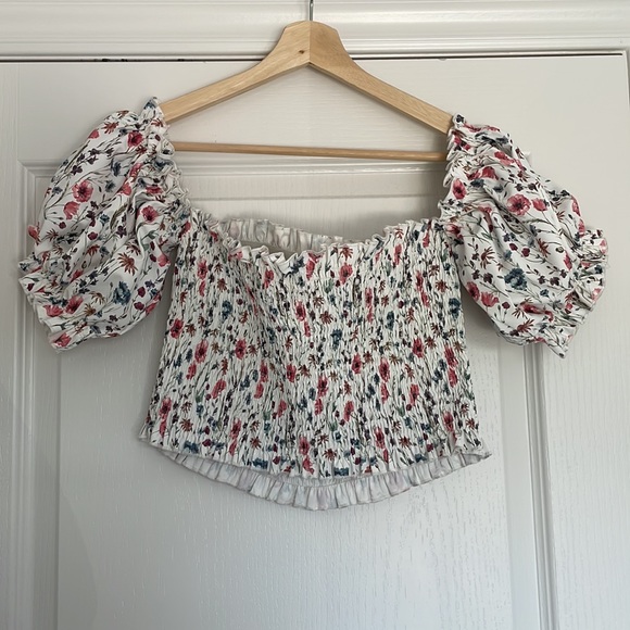 Puffy Sleeved Floral Off the Shoulder Top - Picture 4 of 5